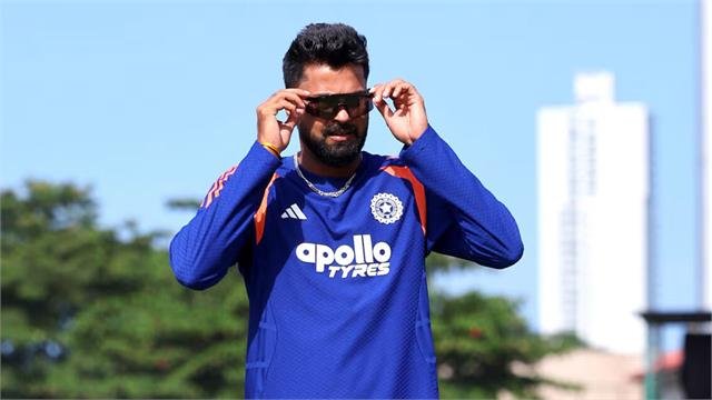 भारत बनाम श्रीलंका कोलंबो टेस्ट में सारांश जैन का डेब्यू