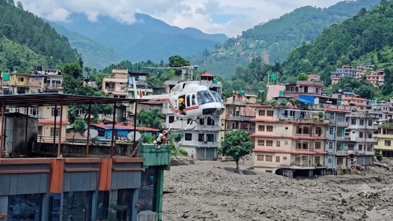 नेपाल आपदा में भारतीय नागरिकों का रेस्क्यू