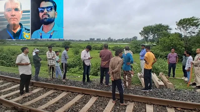 दमोह: बेटे की आत्महत्या के बाद माता-पिता ने भी ट्रेन से दी जान 1 दमोह में बेटे की आत्महत्या के बाद माता-पिता ने भी दी जान
