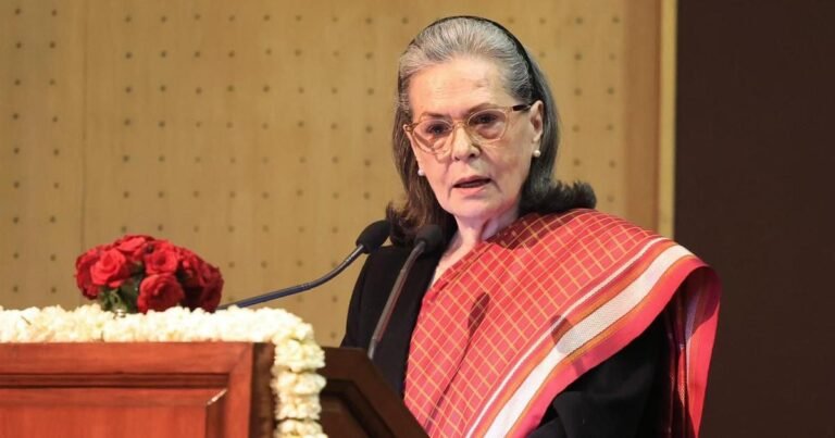 पेंग्विन इंडिया ने सोनिया गांधी की किताब ‘बिलोंगिंग’ छापने से किया इनकार