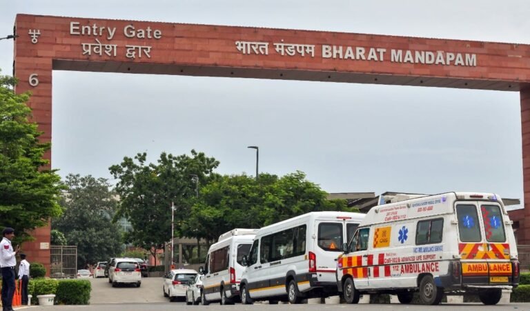BRICS समिट के कारण दिल्ली में सरकारी दफ्तर बंद