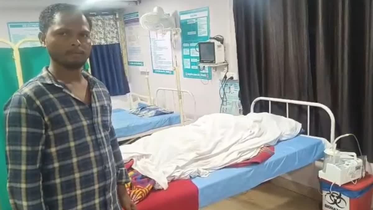 मंडला में एंबुलेंस न मिलने से गर्भवती और जुड़वां का निधन 1 मंडला एंबुलेंस त्रासदी के कारण गर्भवती और जुड़वां की मौत