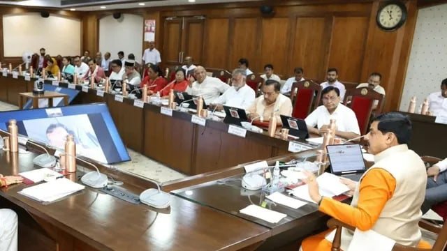 एमपी सरकार ने सितंबर में 1500 करोड़ का कर्ज लिया, 18 और 30 साल की अवधि के लिए 1 मध्य प्रदेश सरकार ने सितंबर में 1500 करोड़ का कर्ज लिया