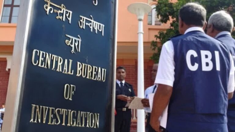 अदालतों में लंबित भ्रष्टाचार मामले