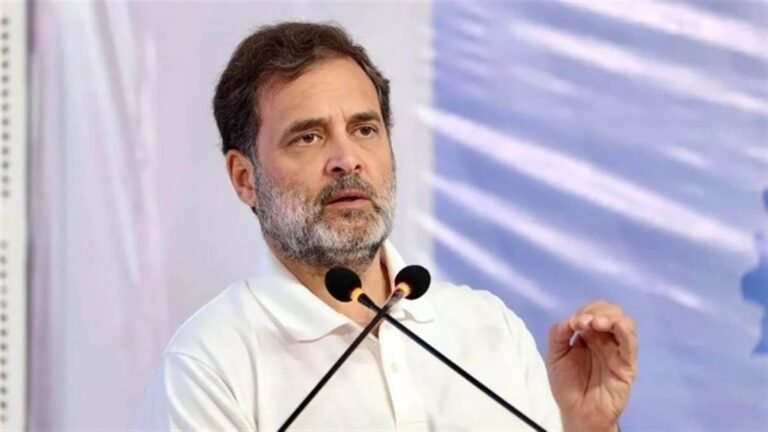 इंदौर में राहुल गांधी कार्यक्रम पर सवाल उठते हुए
