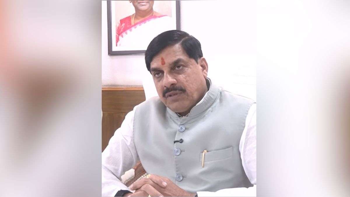 सड़क चौड़ीकरण के तहत मुख्यमंत्री मोहन यादव के पैतृक घर का हिस्सा तोड़ा जाना