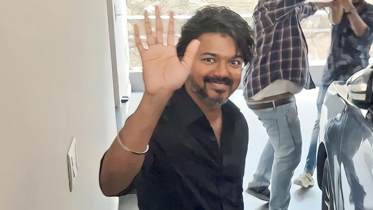 स्टारबक्स ने चेन्नई में खोला टेक ऑफिस, थलपति विजय की बड़ी साझेदारी से 800 जॉब्स 1 स्टारबक्स ने चेन्नई में टेक ऑफिस खोला, थलपति विजय की साझेदारी से 800 जॉब्स