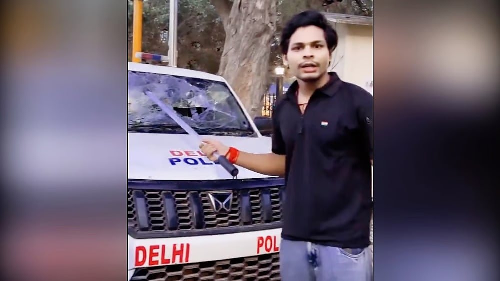 जंतर-मंतर मारपीट मामले के आरोपी स्वतंत्र भारद्वाज गिरफ्तार 1 स्वतंत्र भारद्वाज गिरफ्तारी की खबर