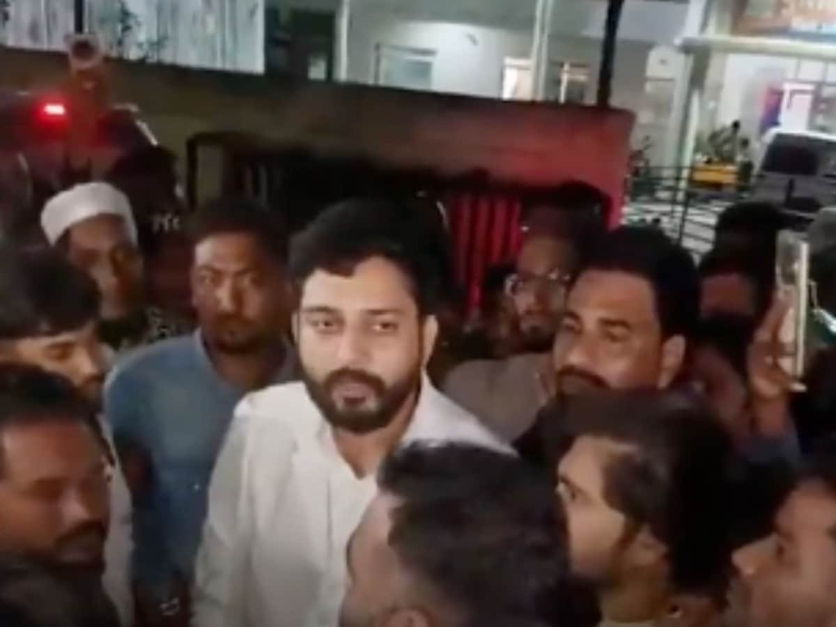 उज्जैन शाही मस्जिद कार्रवाई पर AIMIM नेता मोहसिन अली खान का बयान वायरल 1 उज्जैन शाही मस्जिद कार्रवाई पर AIMIM नेता मोहसिन अली खान का बयान