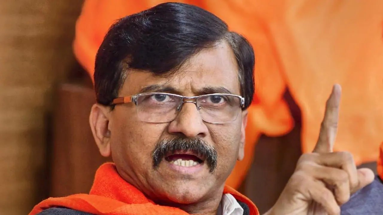 संजय राउत का UPI टैक्स पर प्रधानमंत्री मोदी पर हमला करते हुए बयान