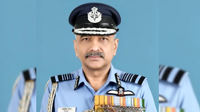 आसमान के सिपाही आशुतोष दीक्षित वायु सेना प्रमुख के रूप में