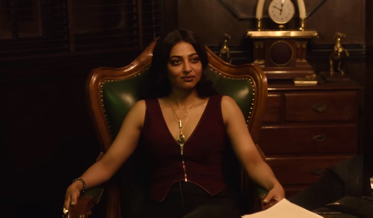 राधिका आप्टे संग कीर्ति सुरेश की गैंगस्टर सीरीज 'अक्का' का टीजर आउट, कब और कहां होगी रिलीज? 2 अक्का वेब सीरीज में कीर्ति सुरेश और राधिका आप्टे के प्रमुख किरदार