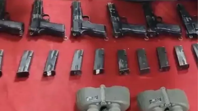 हैदराबाद में सेना के जवानों ने हथियार चोरी का मामला