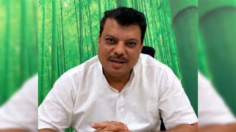 कैमोर में एस्बेस्टस कचरे की समस्या और उमंग सिंघार की मांग
