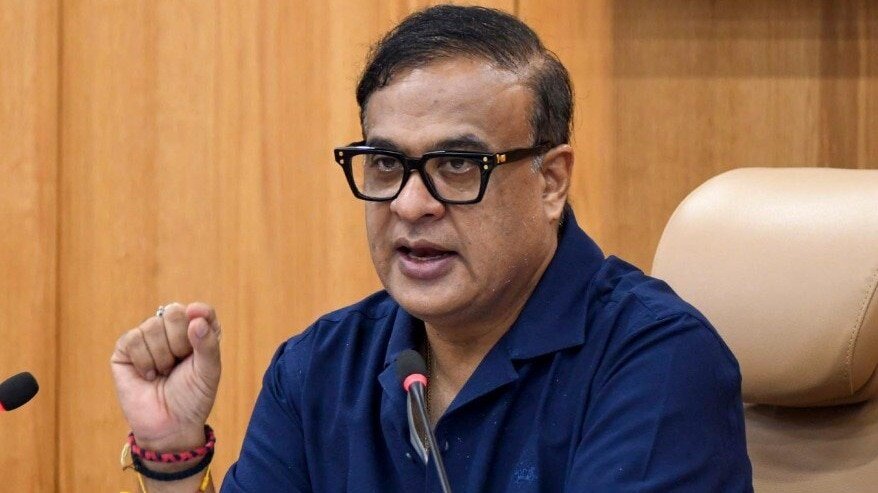 असम मुख्यमंत्री हिमंत बिस्व सरमा का कांग्रेस शासित राज्यों को इस्तीफा देने और बैलेट पेपर चुनाव की चुनौती देते हुए बयान
