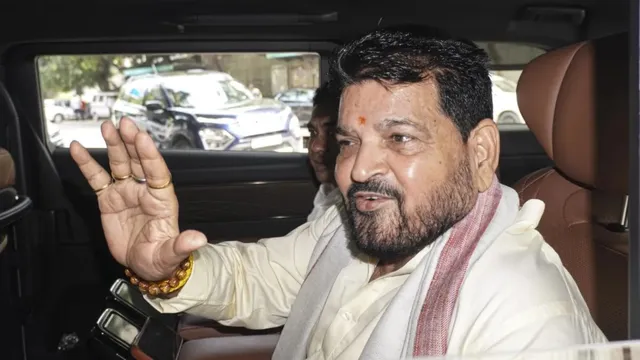 महिला पहलवानों की अपील पर बृजभूषण शरण सिंह को कोर्ट से जवाब देने का मौका