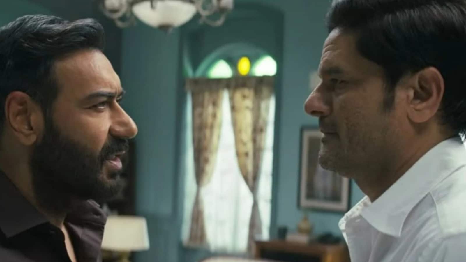 'दृश्यम: द कन्क्लूजन' ने 2 दिनों में भारत में 100 करोड़ क्लब में की एंट्री 1 दृश्यम: द कन्क्लूजन की 100 करोड़ क्लब में एंट्री का जश्न