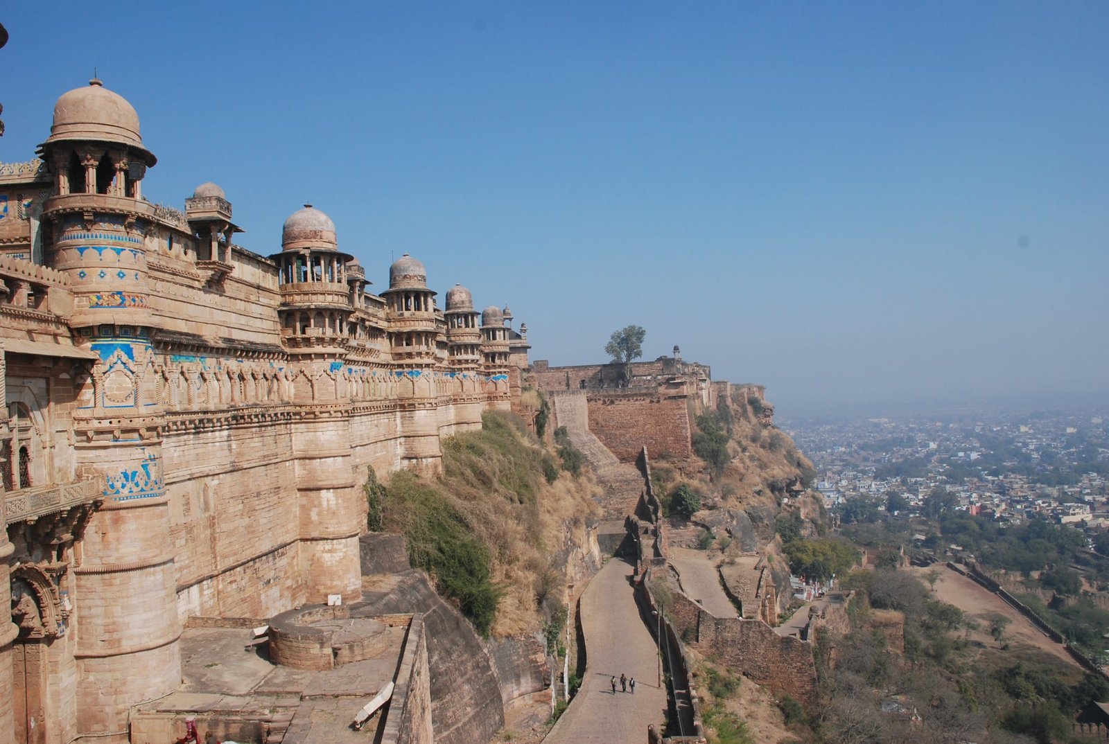 ग्वालियर मेला मैदान हत्या की वारदात से इलाके में सनसनी