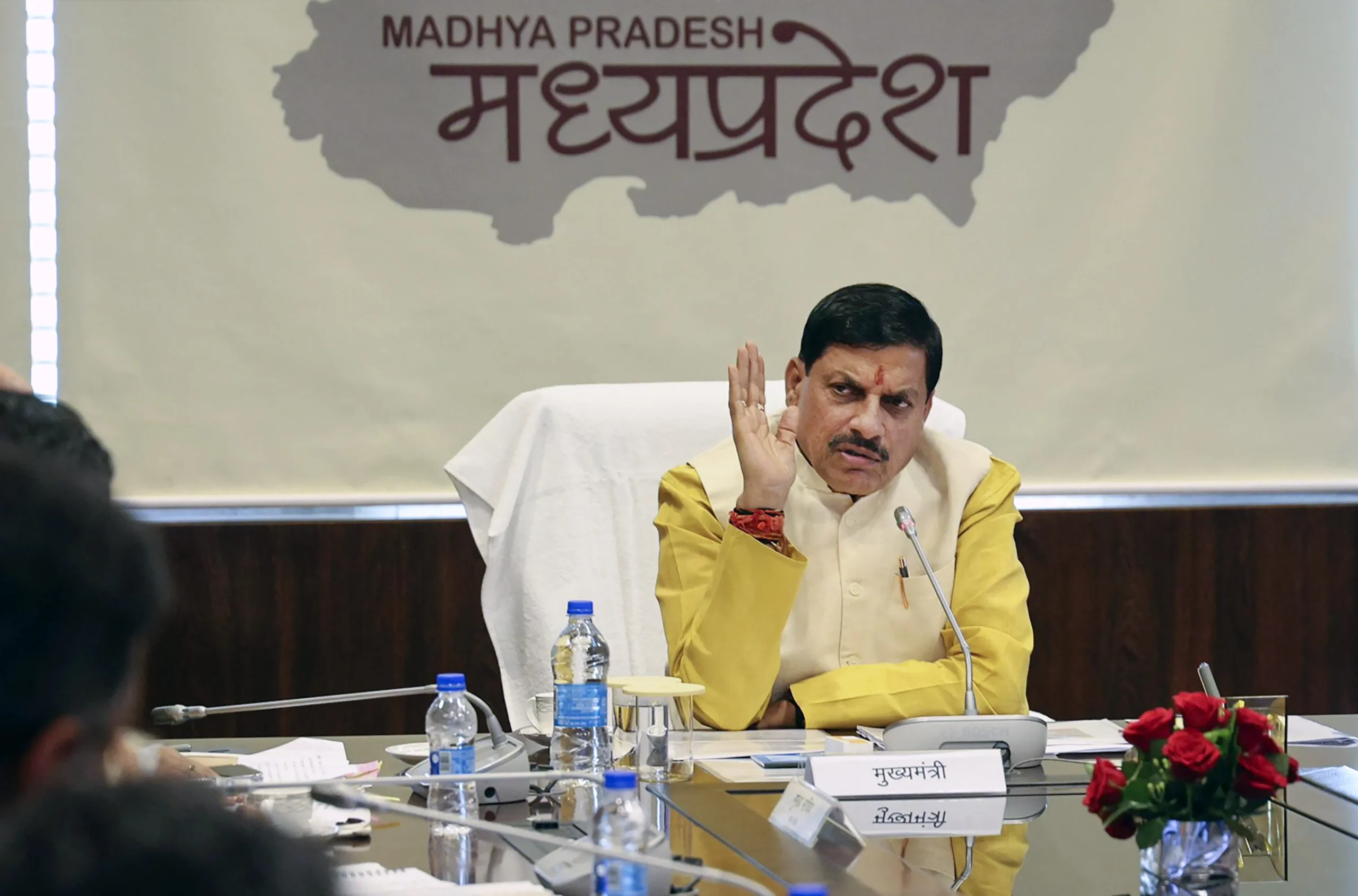सीएम मोहन यादव ने मुंबई में कहा, मध्यप्रदेश में निवेश का बेहतरीन माहौल 1 मुंबई में निवेशकों से बातचीत करते हुए मुख्यमंत्री मोहन यादव, मध्यप्रदेश में निवेश का बेहतरीन माहौल