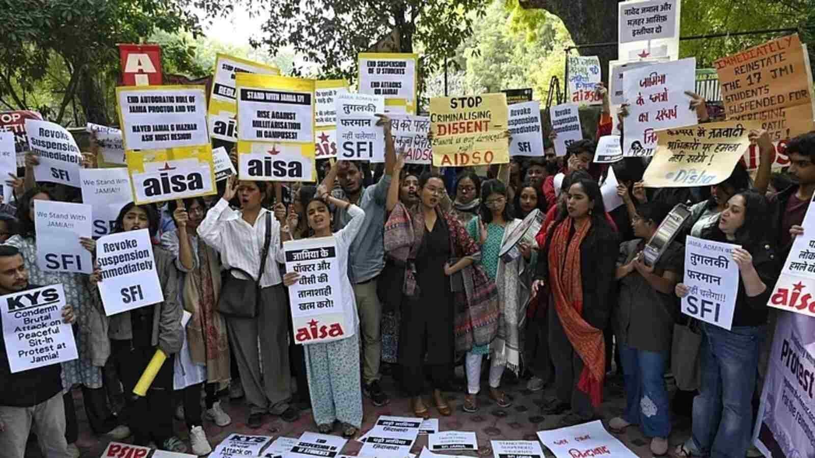 जामिया में झड़प के बाद ऑनलाइन कक्षाएं चालू