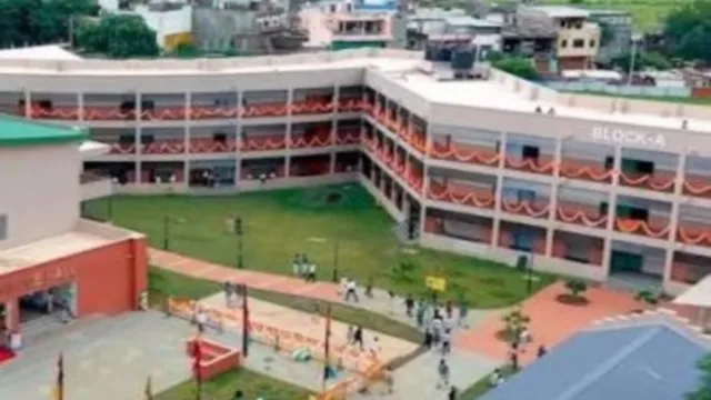 मध्य प्रदेश में सांदीपनि स्कूल बसों पर शुल्क लगाने की योजना