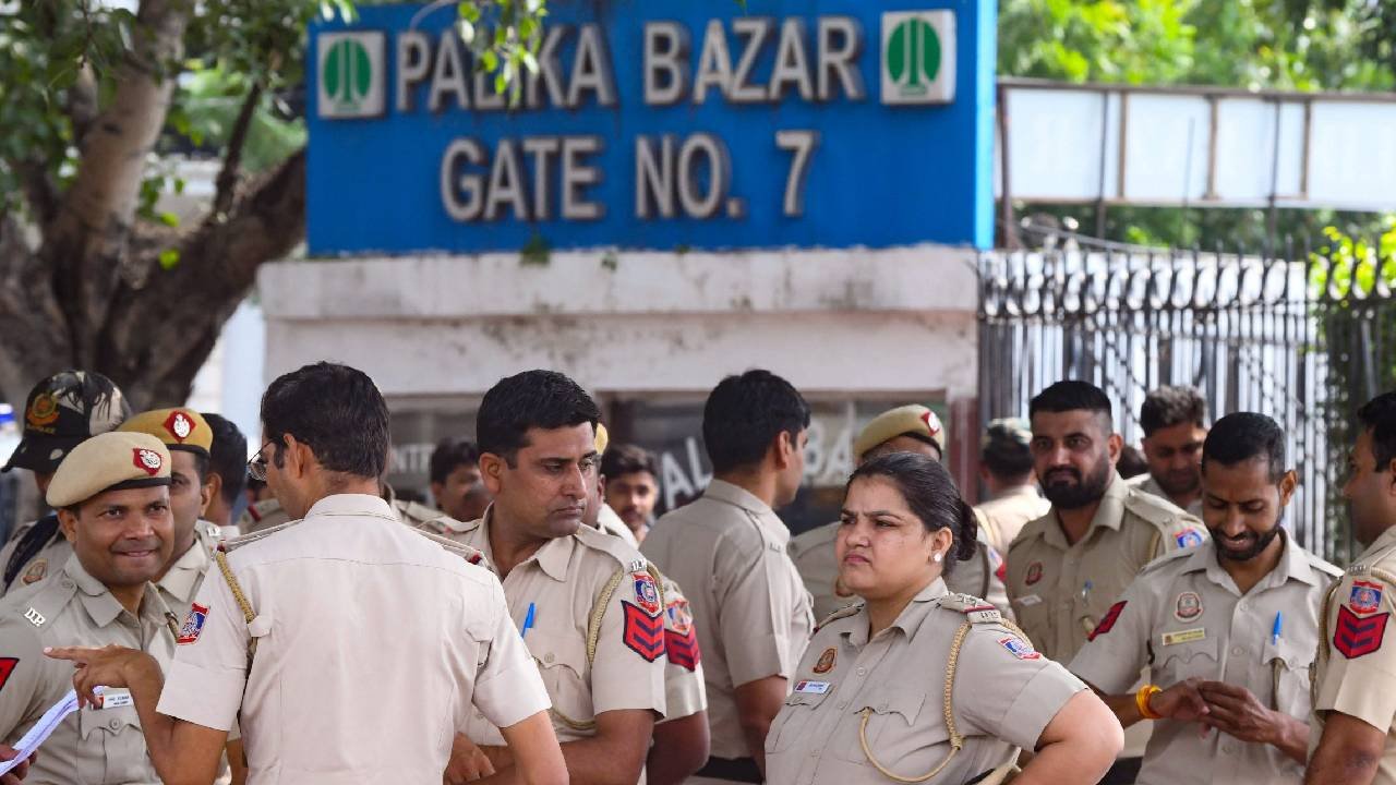 नेहा बोरा ने CJP प्रोटेस्ट से किया खुद को अलग, कहा बुलावा दूसरे संगठन का था 2 नेहा बोरा ने CJP प्रोटेस्ट से खुद को अलग किया