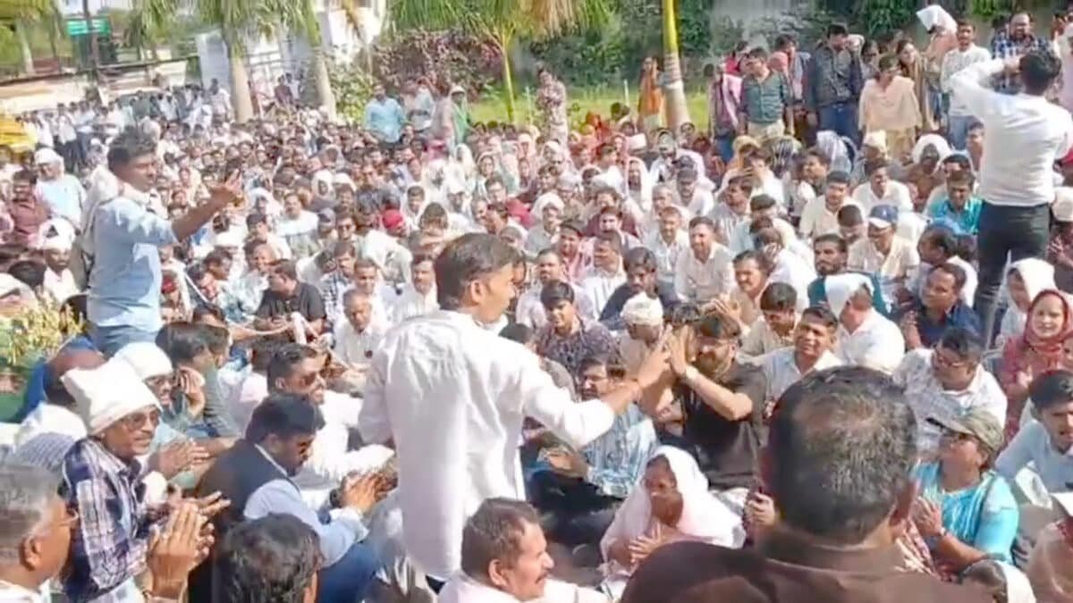 मध्य प्रदेश में स्वामित्व योजना को लेकर पटवारियों और सरकार के बीच विवाद