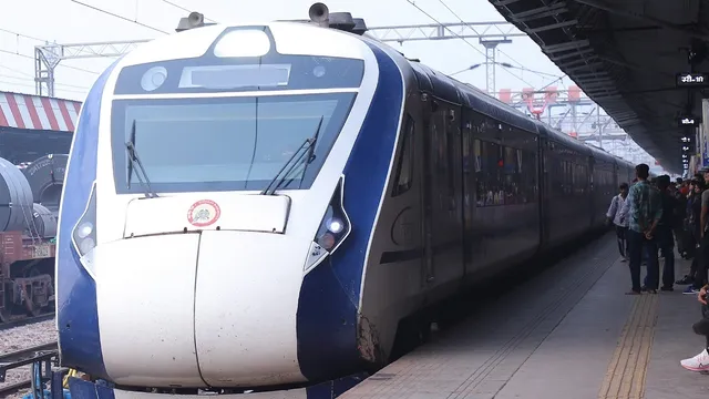 रेलवे ने बदली PNR सीरीज से टिकट बुकिंग आसान