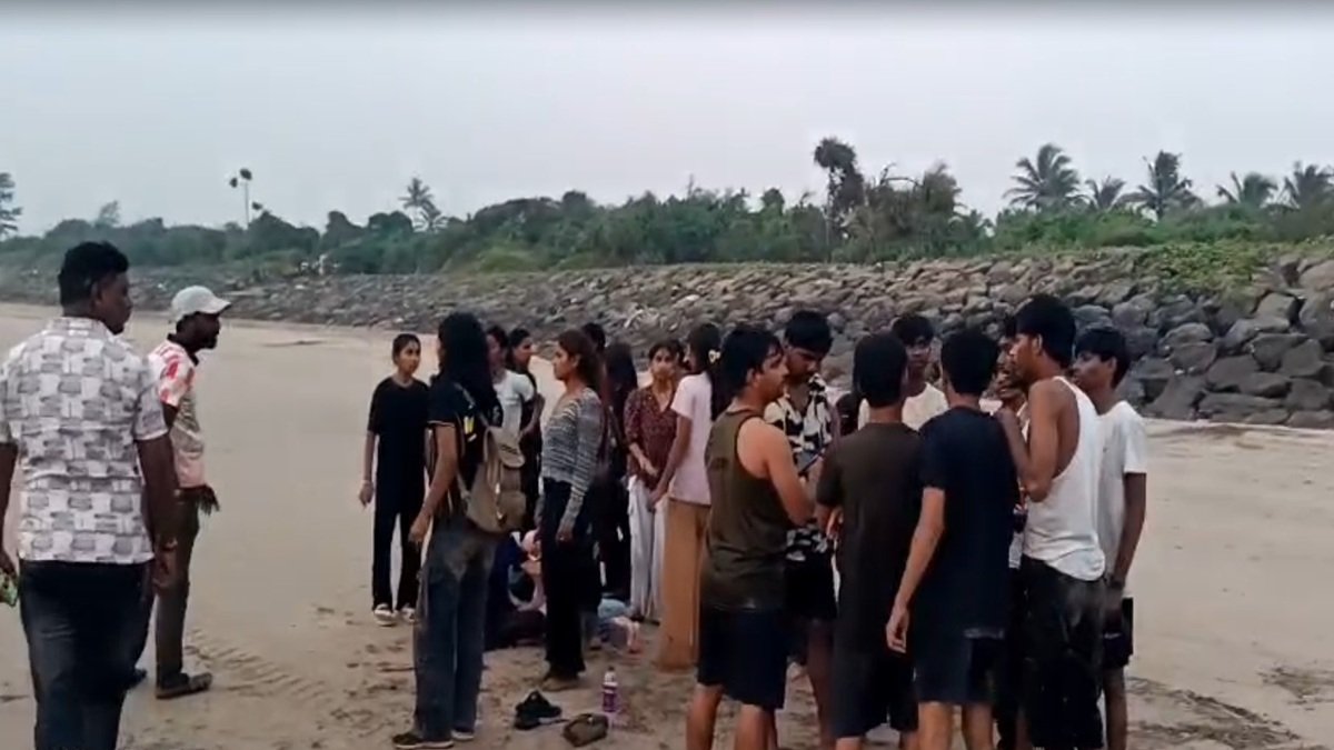रायगढ़ दिवेआगर बीच डूबने से 8 पुणे के छात्रों की मौत