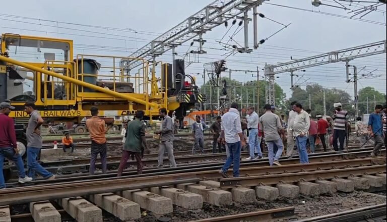 बीना-आगासौद तीसरी रेल लाइन निर्माण के लिए रेलवे ट्रेनों का रूट बदलाव